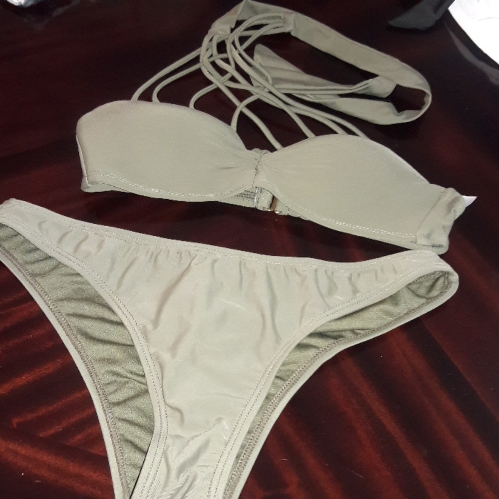 Rue21 swim